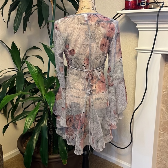 NWOT Le Belle top  excellent no rips no tears no stains size 9  #438 - Picture 2 of 8